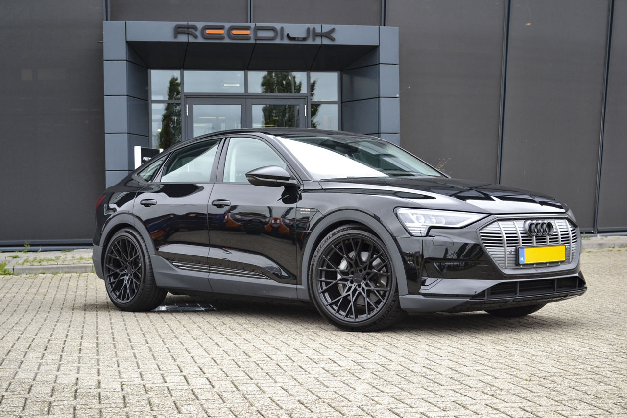 Black etron deals